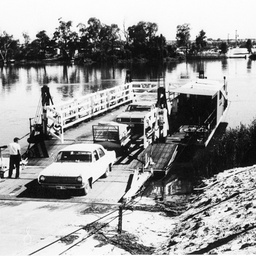 Berri ferry with cars driving off