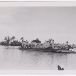 Crossing the Murray, Berri