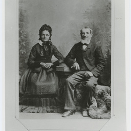 Pioneer couple, Moculta