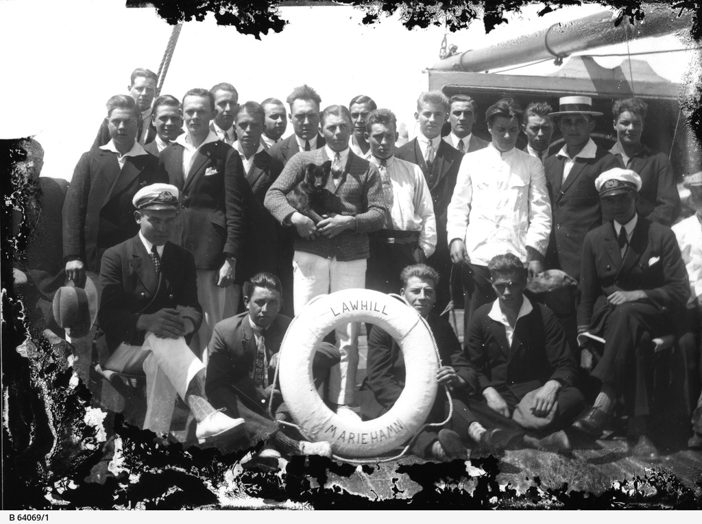 Sailors from sailing ship 'Lawhill' • Photograph • State Library of