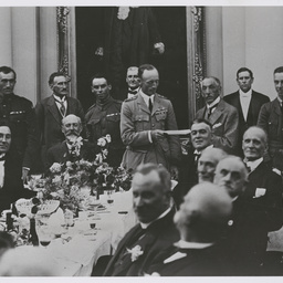 Presentation at dinner party in Melbourne.