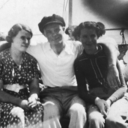 Passengers on the 'Karratta'