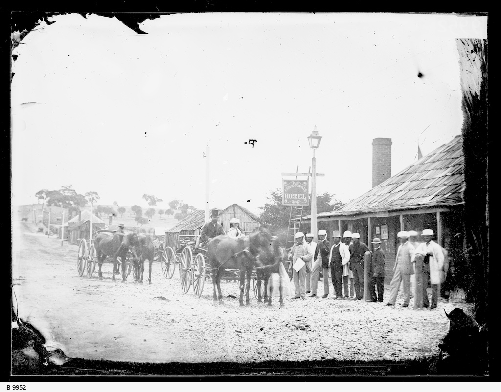 Hotel, Kapunda • Photograph • State Library of South Australia
