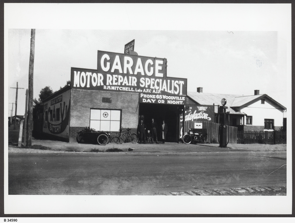 Mitchell's Garage, Woodville • Photograph • State Library of South