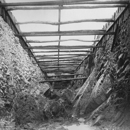 Happy Valley Reservoir : Puddling trench