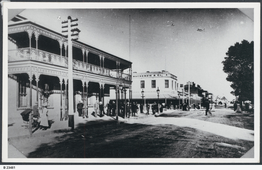 Commercial St., Mt.Gambier • Photograph • State Library of South Australia