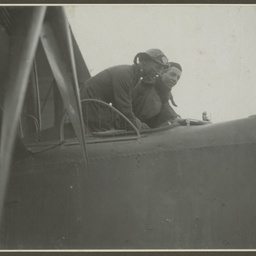 Ross and Keith Smith in the Vickers Vimy.