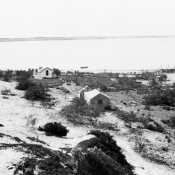 Shacks at Nine Mile Point on The Coorong