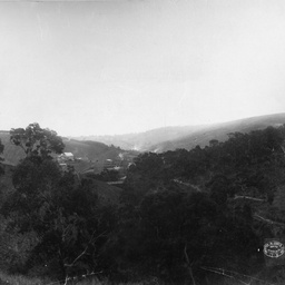Happy Valley Reservoir : site of Clarendon Weir