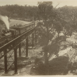 Adelaide and the Adelaide Hills: album of views