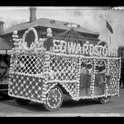 Campbelltown patriotic carnival