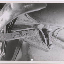 Project 320, rear bumper and undercarriage.