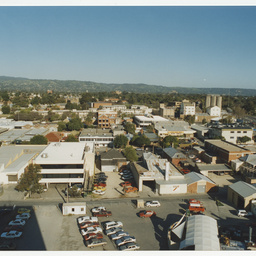 Messenger Press: Views of Adelaide, its commercial and public buildings 