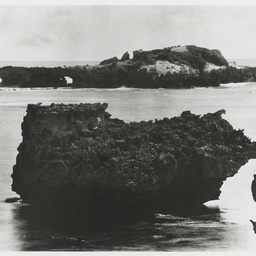 Selected photos taken by Henry Hammond Tilbrook