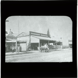 Development of Adelaide 1839-1914: series of lantern slides.