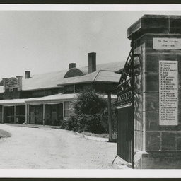 Soldier's Memorial Hospital