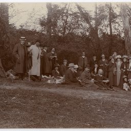 Newspaper cuttings relating to S.A. White's interest in ornithology