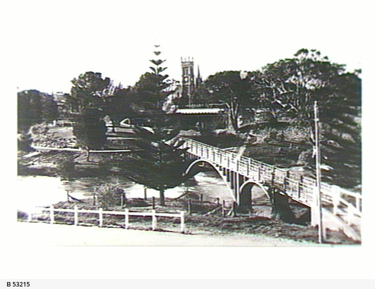 Strathalbyn • Photograph • State Library of South Australia