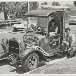 Photographs relating to Messenger Press : cars