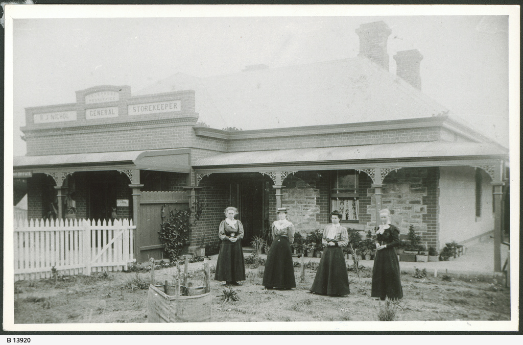 Nichol's store, McLaren Vale • Photograph • State Library of South