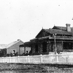 Berri Irrigation Trust Office with white picket fence