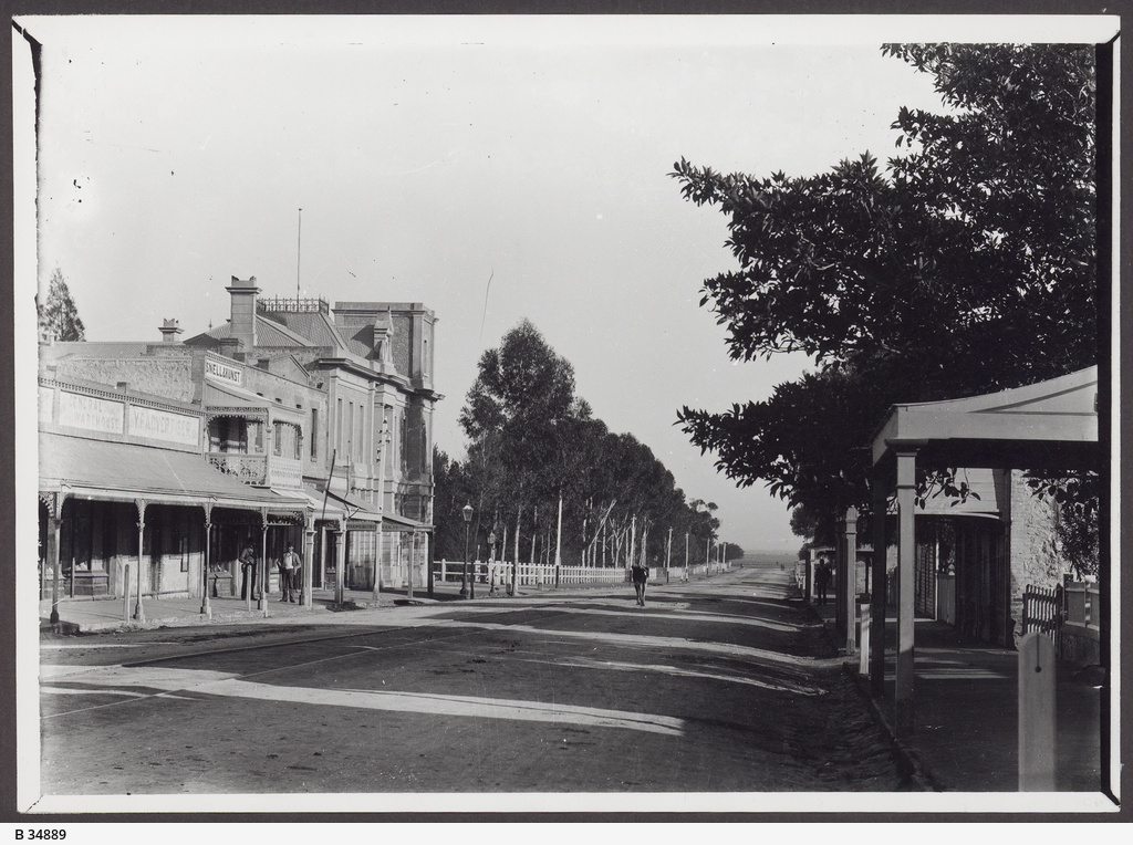 Street, Moonta • Photograph • State Library of South Australia