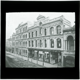 Development of Adelaide 1839-1914: series of lantern slides.