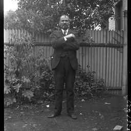 Collection of photographs taken around Adelaide by Theo Bachmann