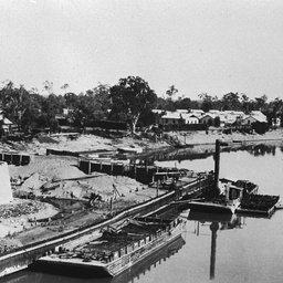 Construction of a lock at Renmark