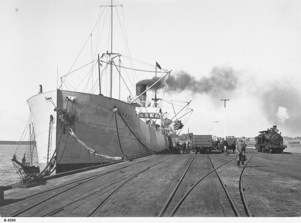 New Wallaroo Jetty • Photograph • State Library of South Australia