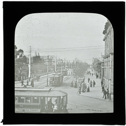 Development of Adelaide 1839-1914: series of lantern slides.