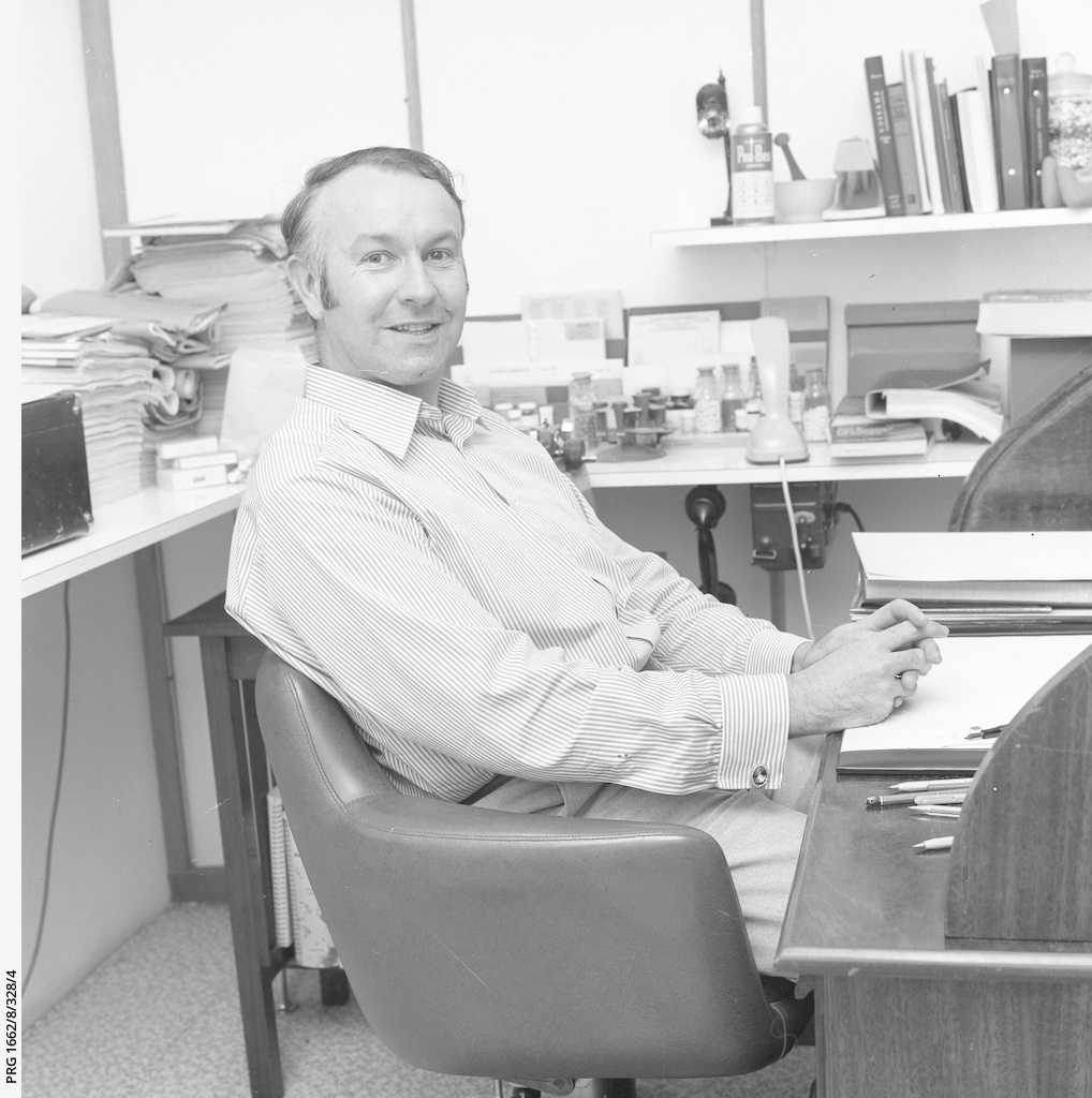 Dr. Jennings • Photograph • State Library of South Australia