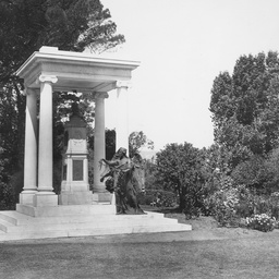 Angas Memorial