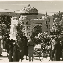 Floral Pageant