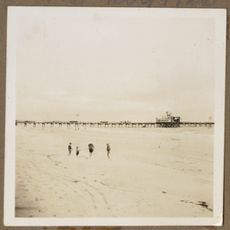Distant view of Glenelg jetty.