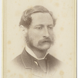Portraits of members of the Board of Governors and Officers of the Public Library, Museum and Art Gallery of South Australia