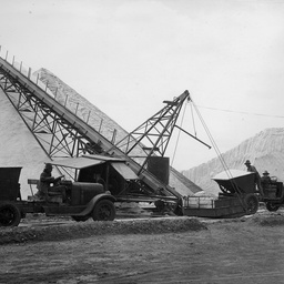 Salt elevator Lochiel