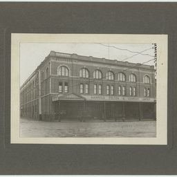 Currie Street.