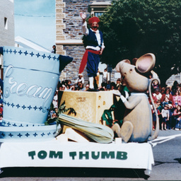 John Martin's Christmas pageant : Tom Thumb