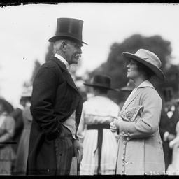 A man and a woman in conversation