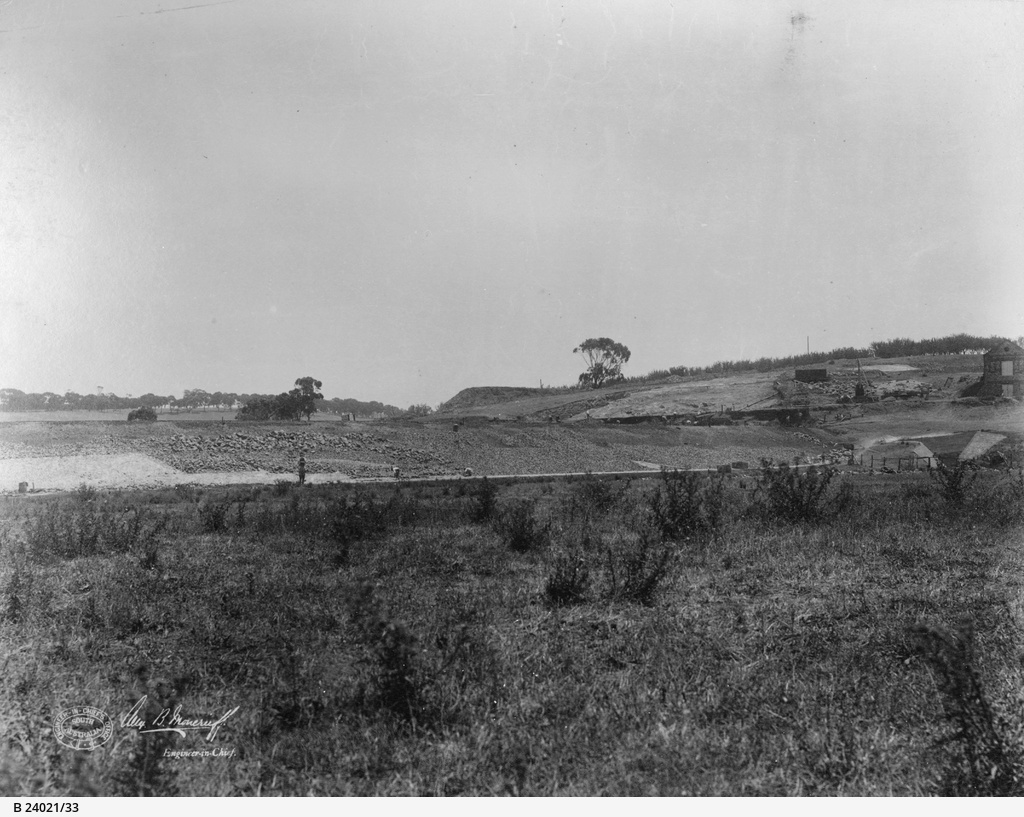 Happy Valley Reservoir Main embankment • Photograph • State Library