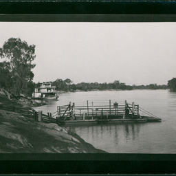 Punt at Waikerie