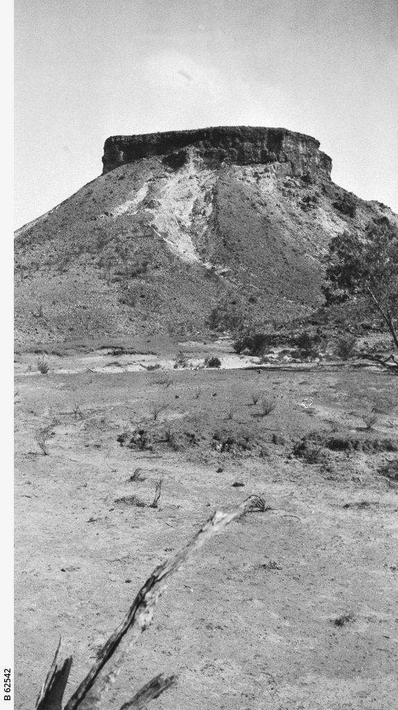 Old Crown Point, Northern Territory • Photograph • State Library of