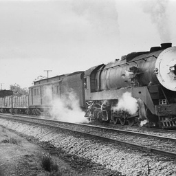 Railway transport: 500 class