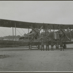 Vickers Vimy and crew.